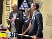 300 Jahre ABB Mostert: Jubiläumsfeier im Düsseldorfer Senfladen