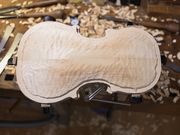 Vier Azubis bauen eine nachhaltige Wochenendgeige