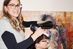 Friseurmeisterin Cindy Breuer