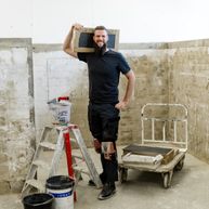 Danilo Kneiss, Fliesen-, Platten- und Mosaikleger