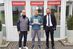 Beim über das Münsterland hinaus bekannten Fachbetrieb hat der vorherige Inhaber Dirk Kremann (M.) mit Marc Kretzschmar (r.) einen engagierten Nachfolger gefunden. Als Top Partner setzt die Firma verstärkt auf Produkte aus Lüdenscheid – und auf den Support von Vertriebsprofi Mario Gadiel (l.).