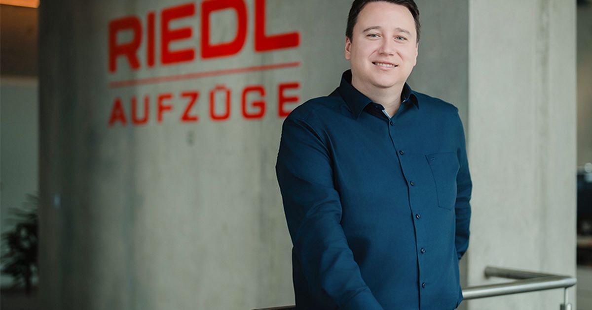 Third managing director at Riedl