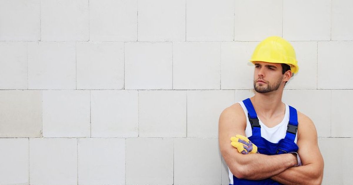 Beide Seiten kündigen den Bauvertrag falsch: Was gilt rechtlich?