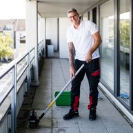 Sebastian Richter, Gebäudereiniger