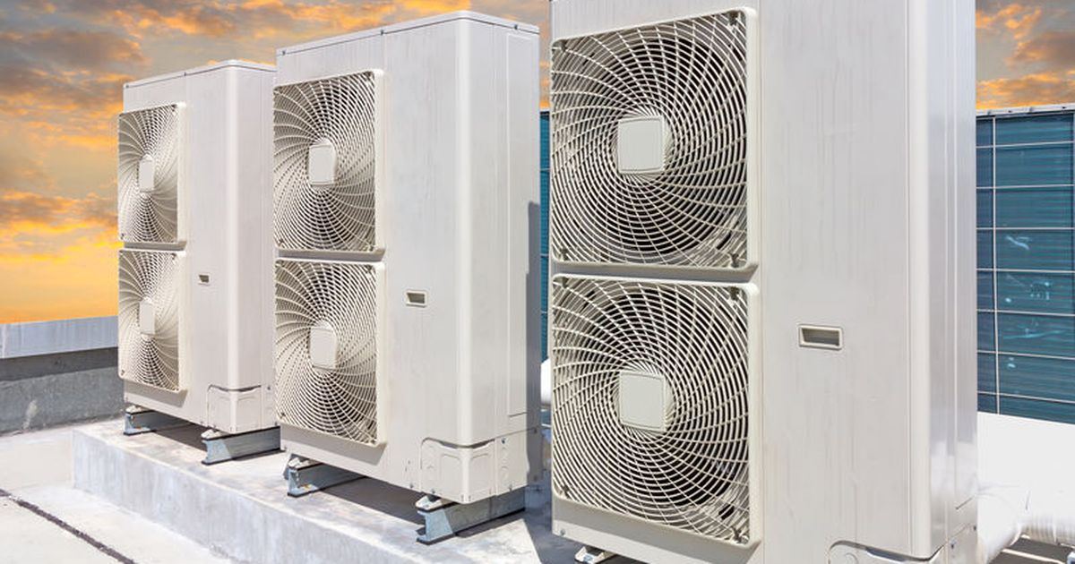 Condominium: Neighbors must tolerate air conditioning