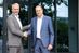 Hegla-Gruppe unter neuer Leitung: Christian Decker (li.) löst Bernhard Hötger als CEO ab, der zum 30. September 2026 in den Ruhestand geht.