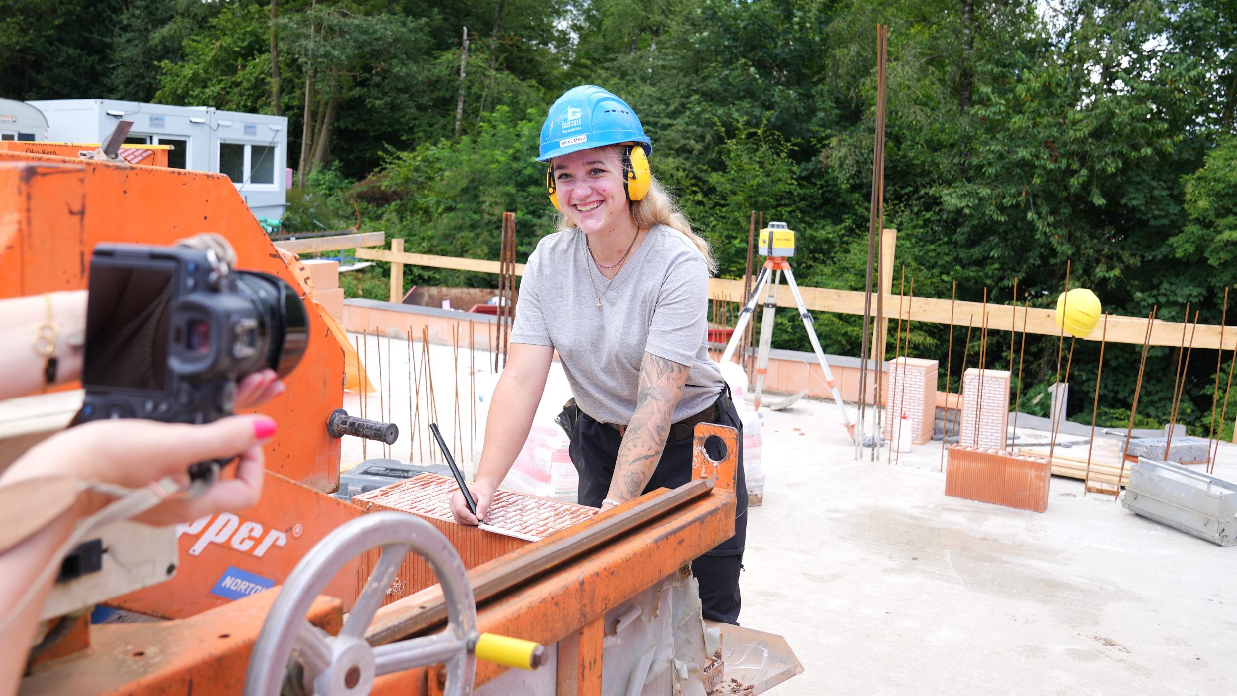 Foto-Tour zum Power People Kalender 2025
