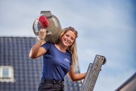 Sabrina Wollscheid (29), Dachdeckerin, Meisterin bei "Wollscheid Bedachungen GmbH" 44309 Dortmund.